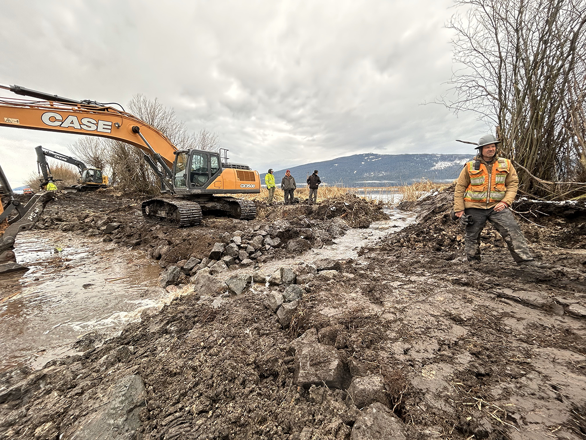 Image for Work Advances on Major Wetland Restoration Project in Klamath Basin