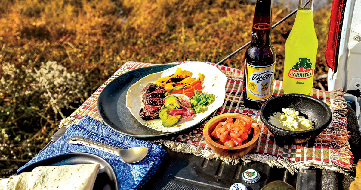 Tailgate fajitas. Photo by John Hoffman.jpg